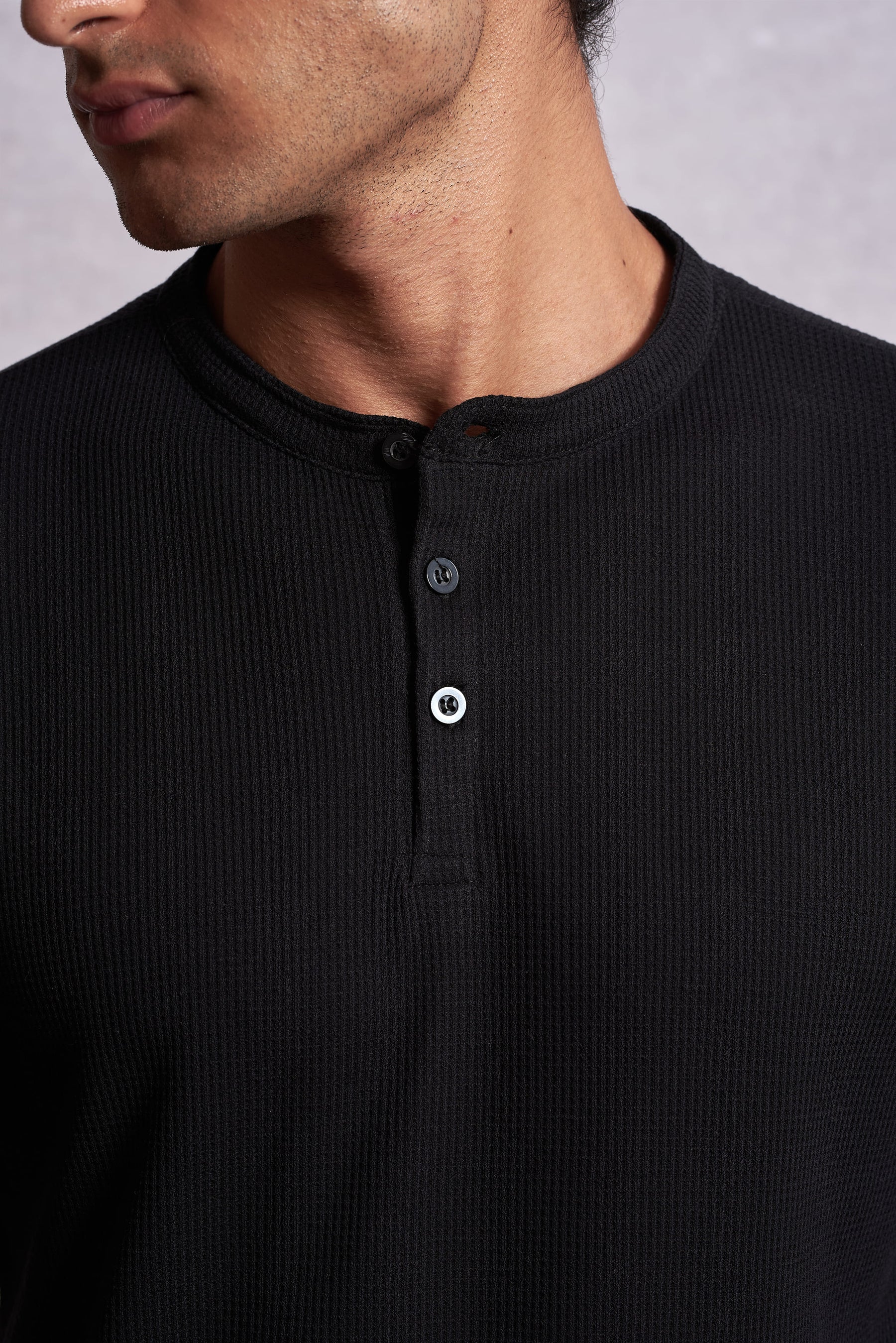 Camiseta Henley Texture