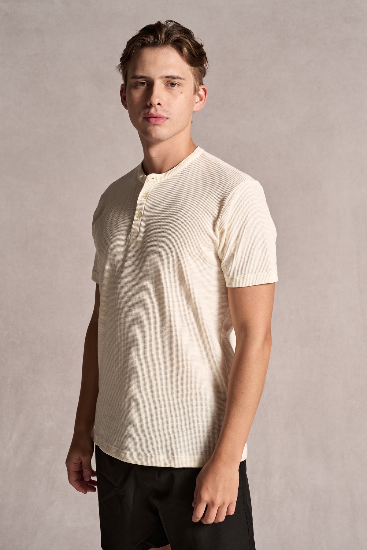 Camiseta Henley Texture