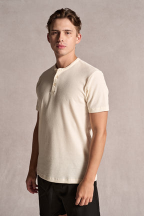 Camiseta Henley Texture