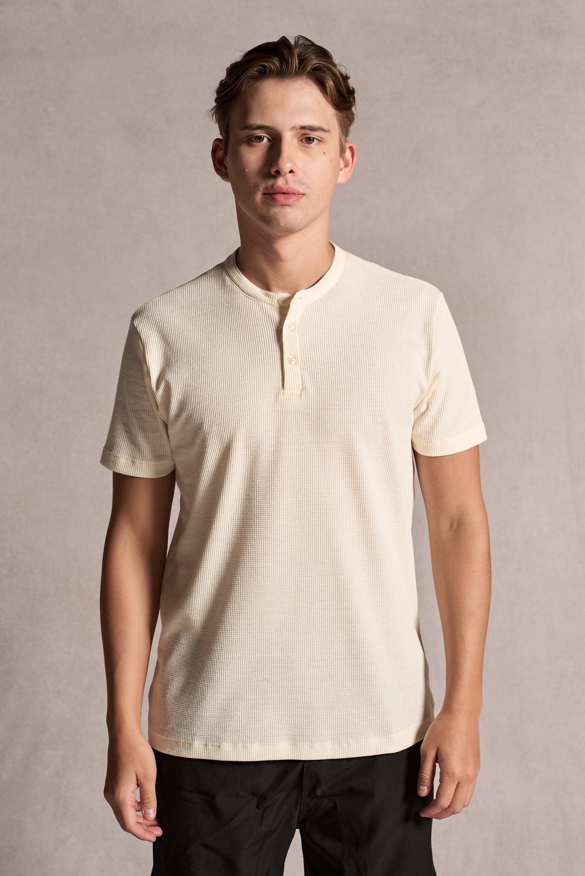 Camiseta Henley Texture